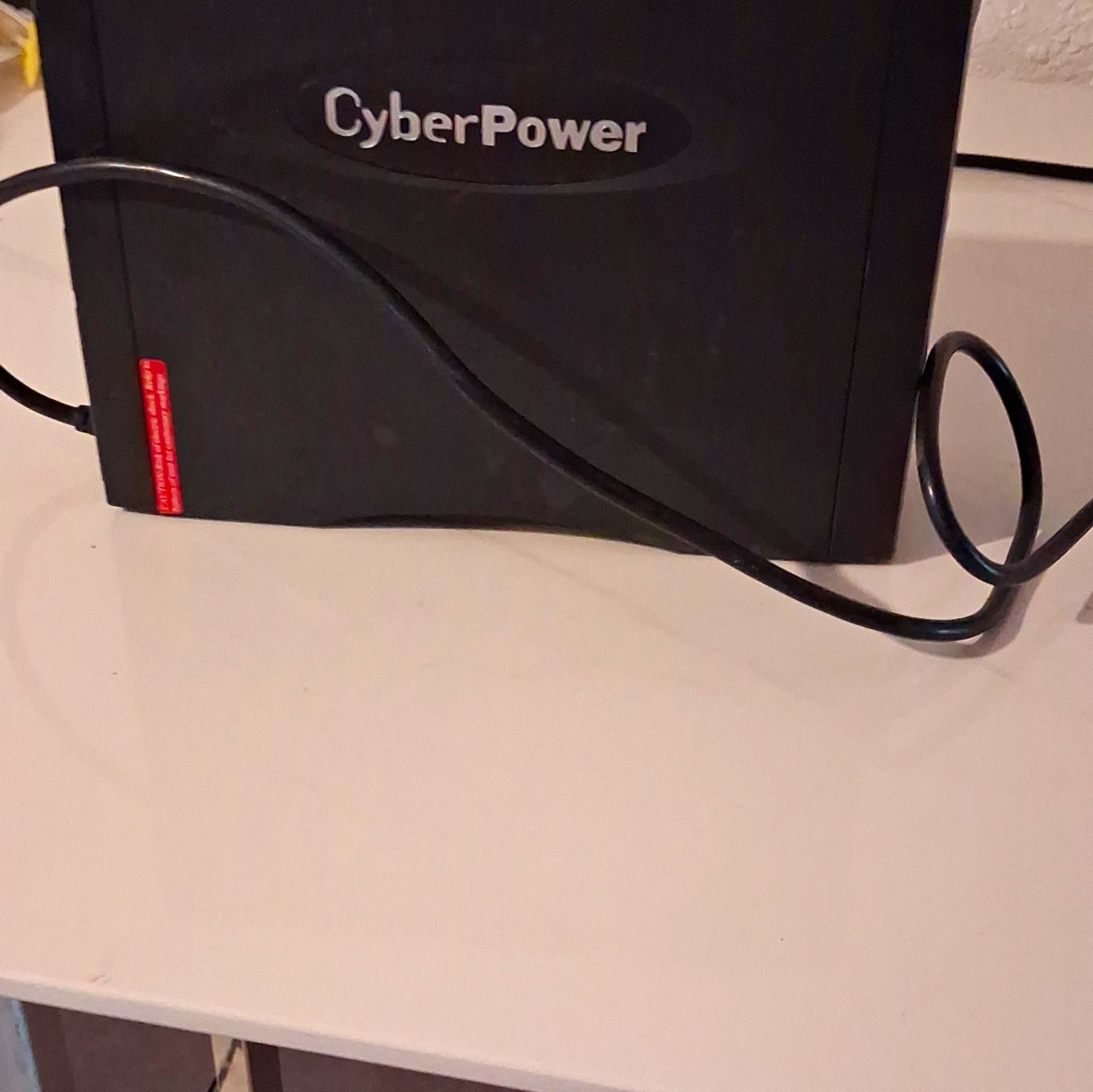 CyberPower Tower Desktop/Freestanding UPS 8-Outlet 120V USB/Serial Black