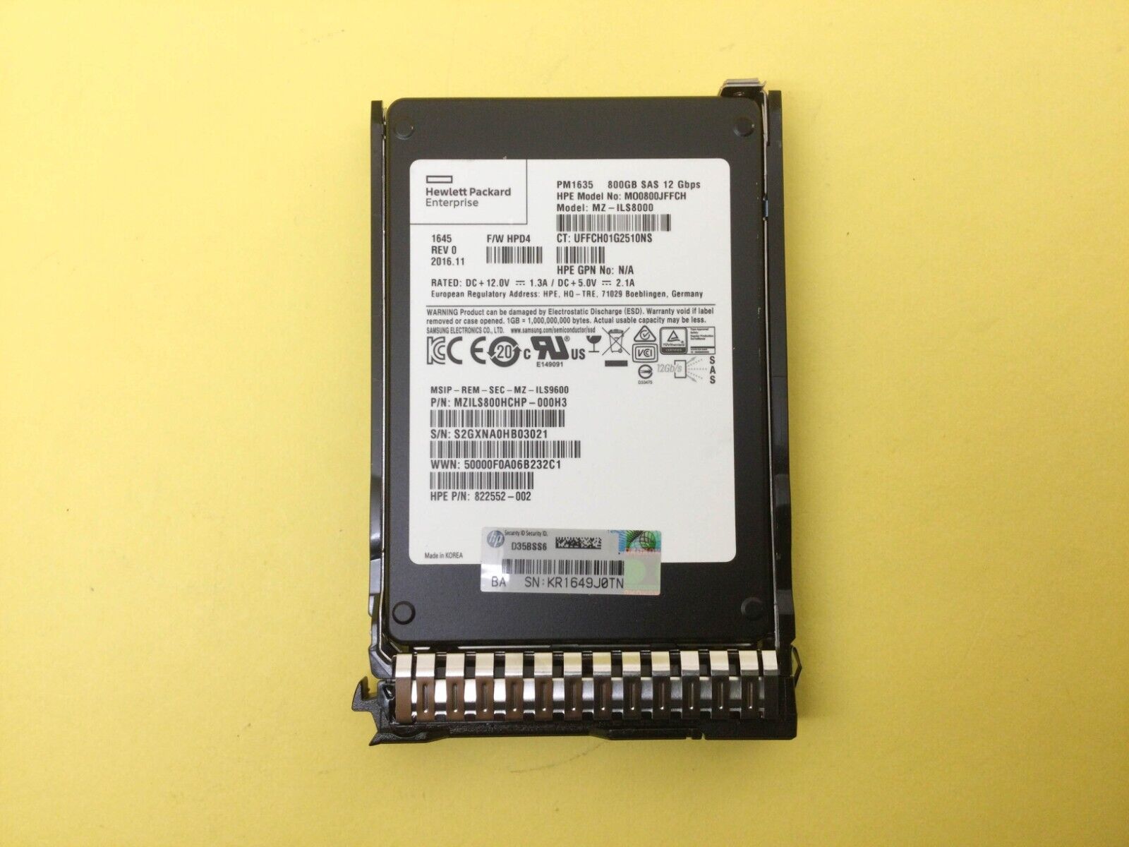 822559-B21 HPE 800GB SAS 12G MIXED USE SFF SC SS540 SSD 822786-001