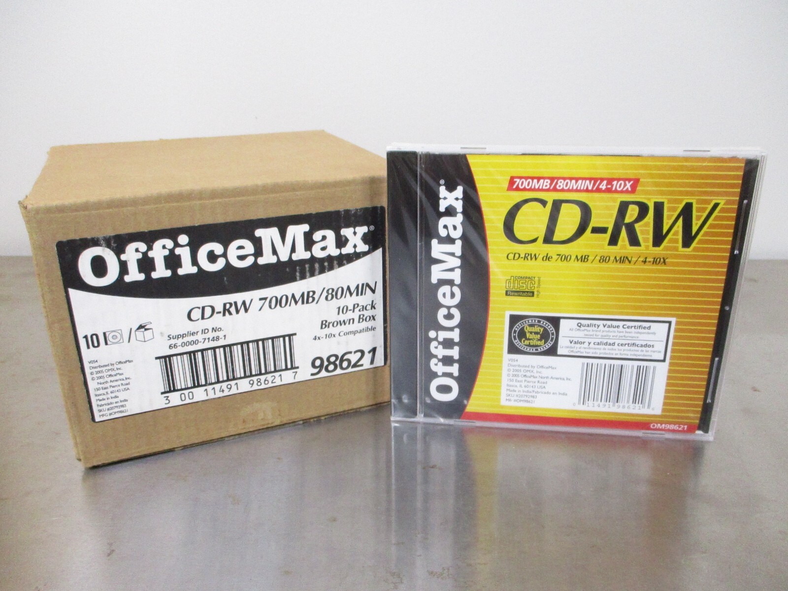 OfficeMax CD-RW 10 Pack 4x80 Min 700 MB Rewritable CD w/Jewel Cases NEW
