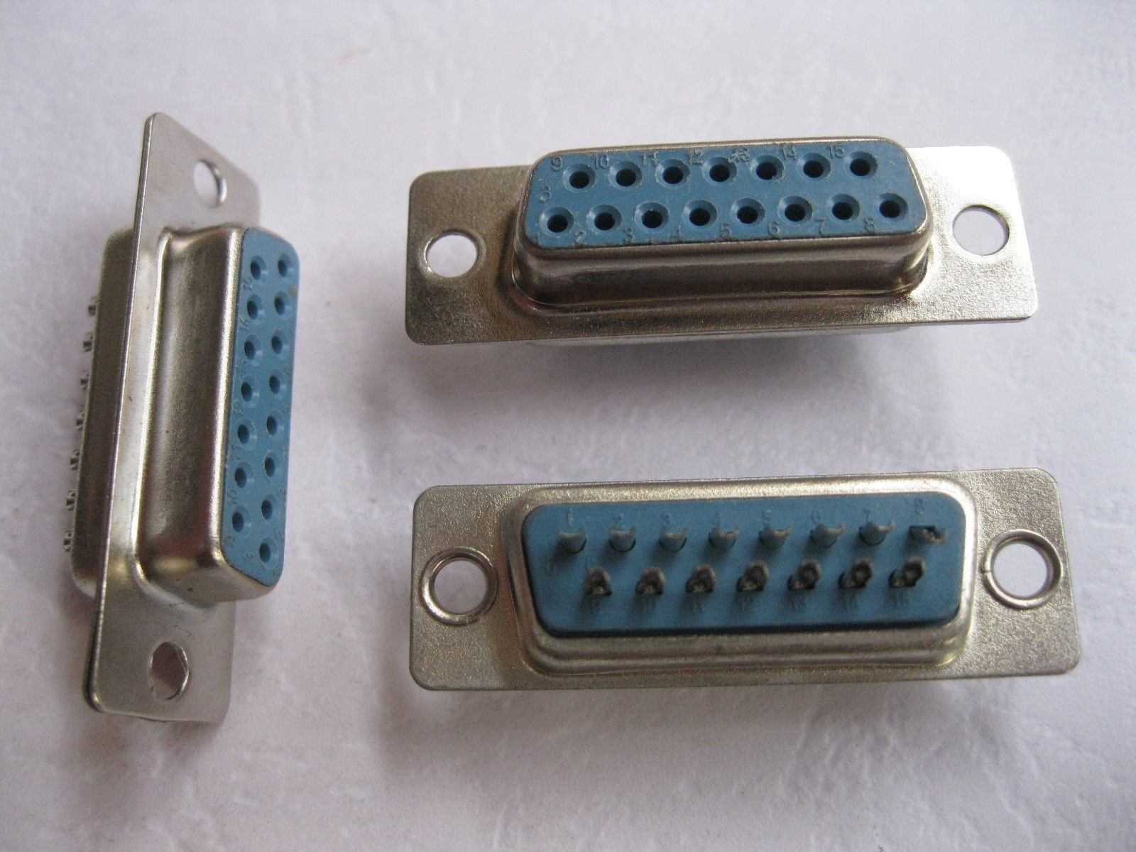 20 Pcs D-Sub 15 pin Female Solder Connector DIP New
