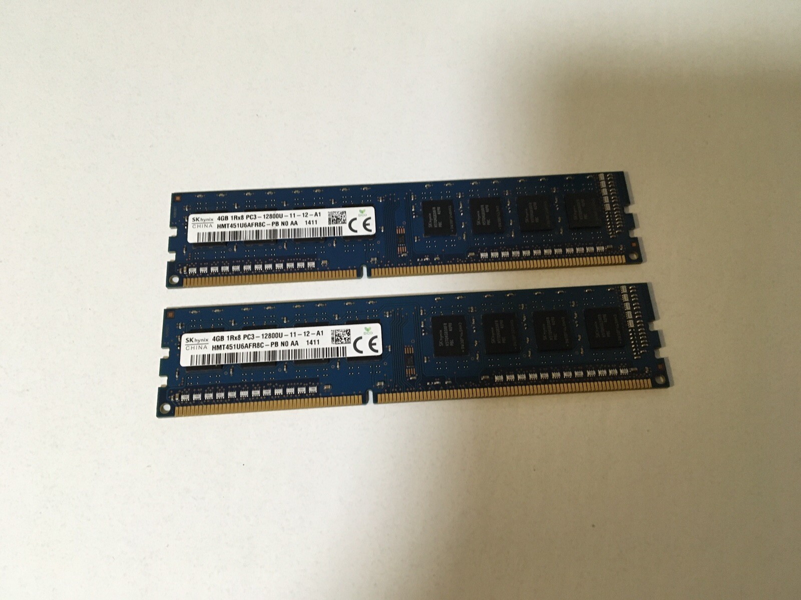 8GB  Skhynix  2x4=8GB 1Rx8 Pc3-12800U-11-12-A1
