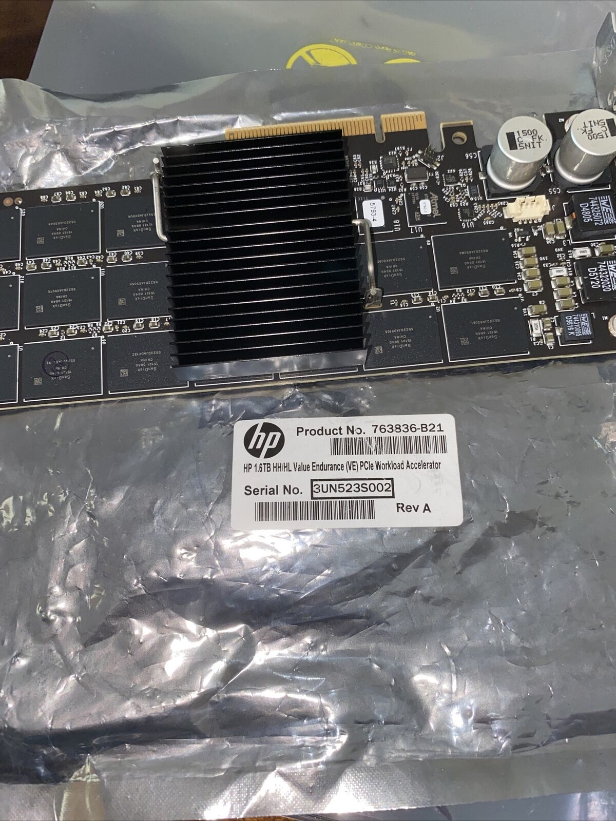 HP 831735-B21 1.6TB PCIE X4 LANES RI CARD - 833585-001