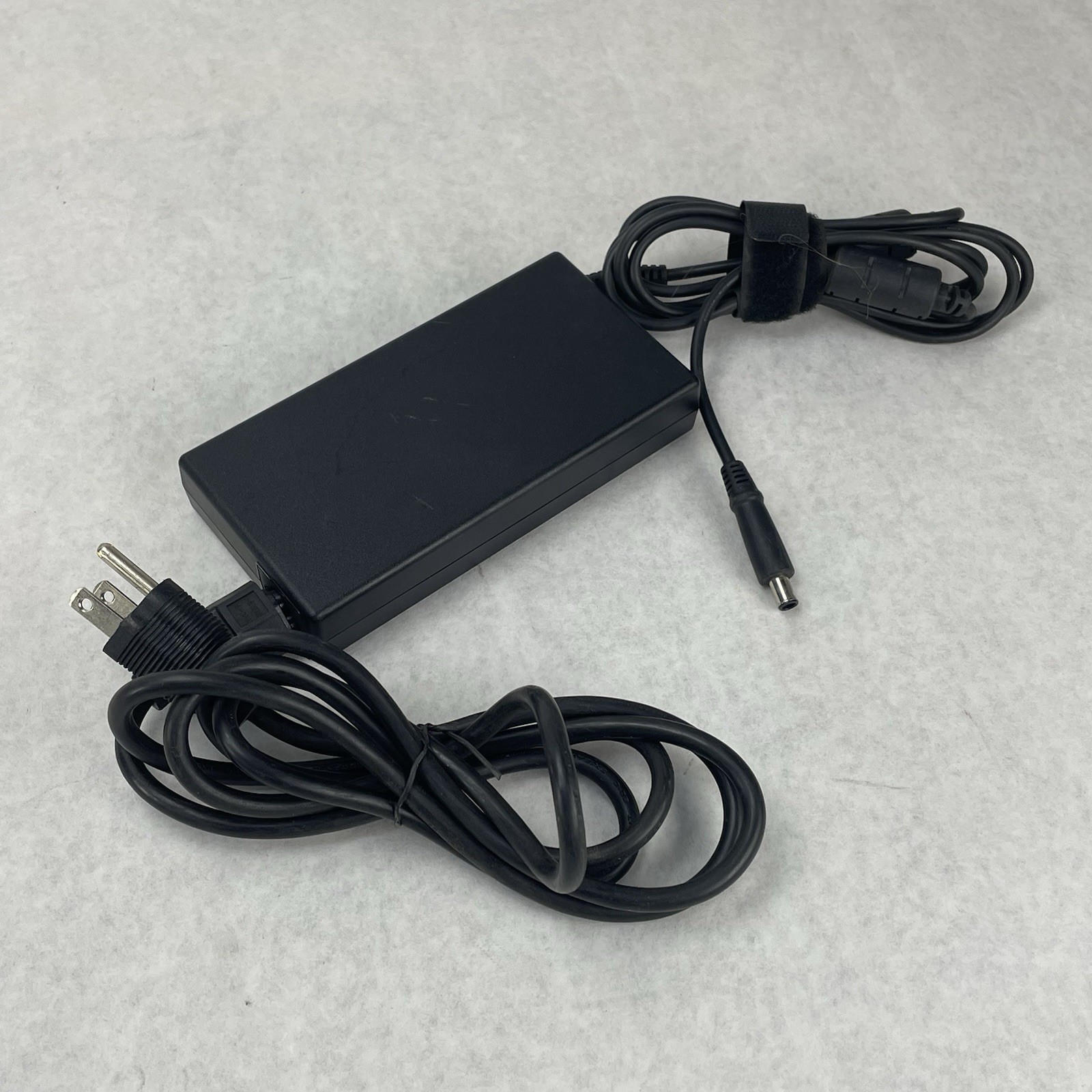Delta 180W ADP-180WB B For ELO 24V 7.5A 180W Tip 6.5mm pin series AIO Monitor