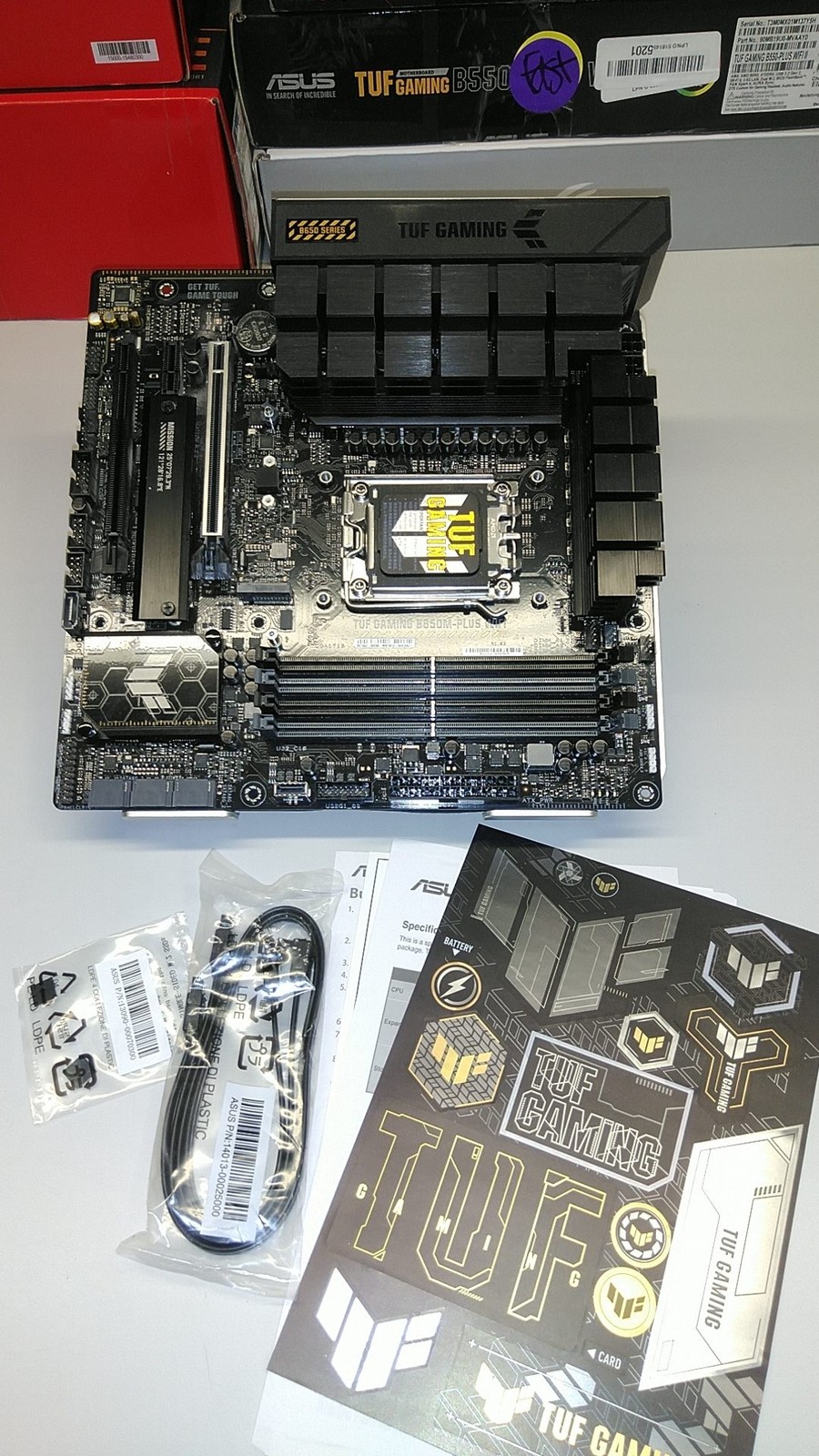 ASUS TUF GAMING B650M-PLUS WIFI Micro-ATX Motherboard AM5 2133 MHz PCIe 5.0