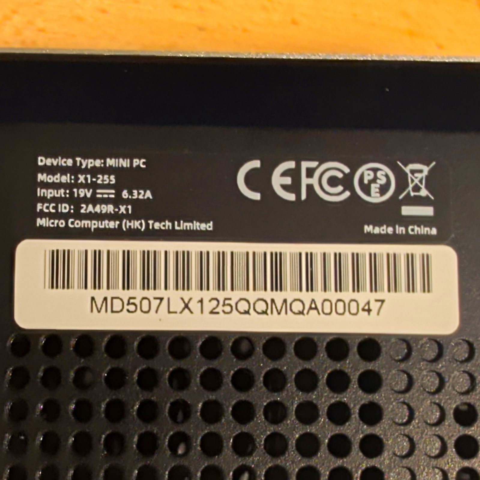 GTRUM X1-255 Mini PC Ryzen 7 8845HS Radeon 780M USB-C HDMI DP Wi-Fi Silver