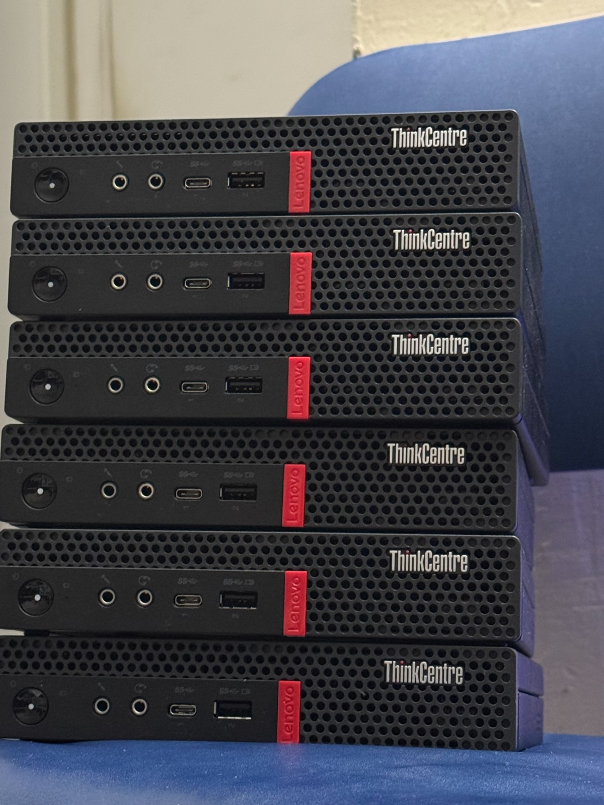 lenovo thinkcentre m920q tiny i7-8700t 256GB NVME 8GB DDR4 RAM