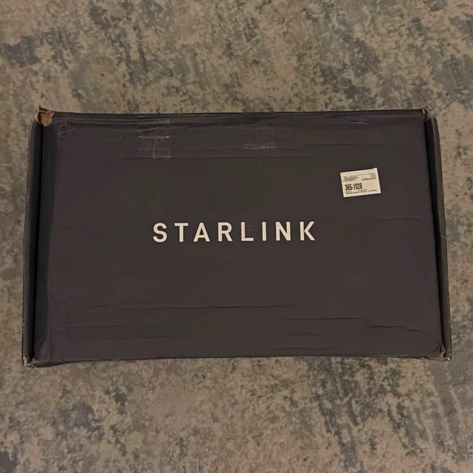 SpaceX Starlink Standard v3 Standard Residential WiFi Router Kit X00401NWWP