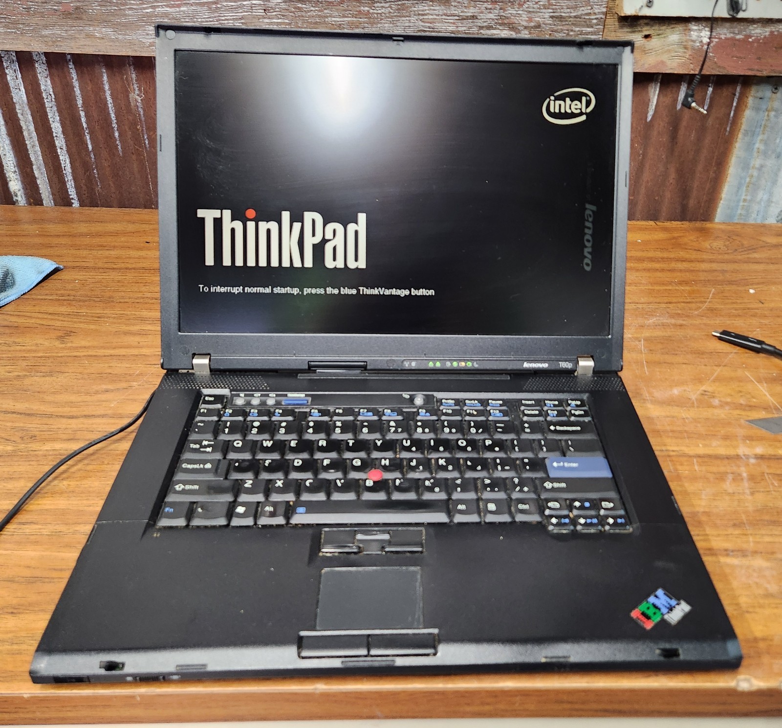 IBM / Lenovo ThinkPad T60p (15.4" / C2D T7600 / 2GB / DVD) Rare Transitional Ver