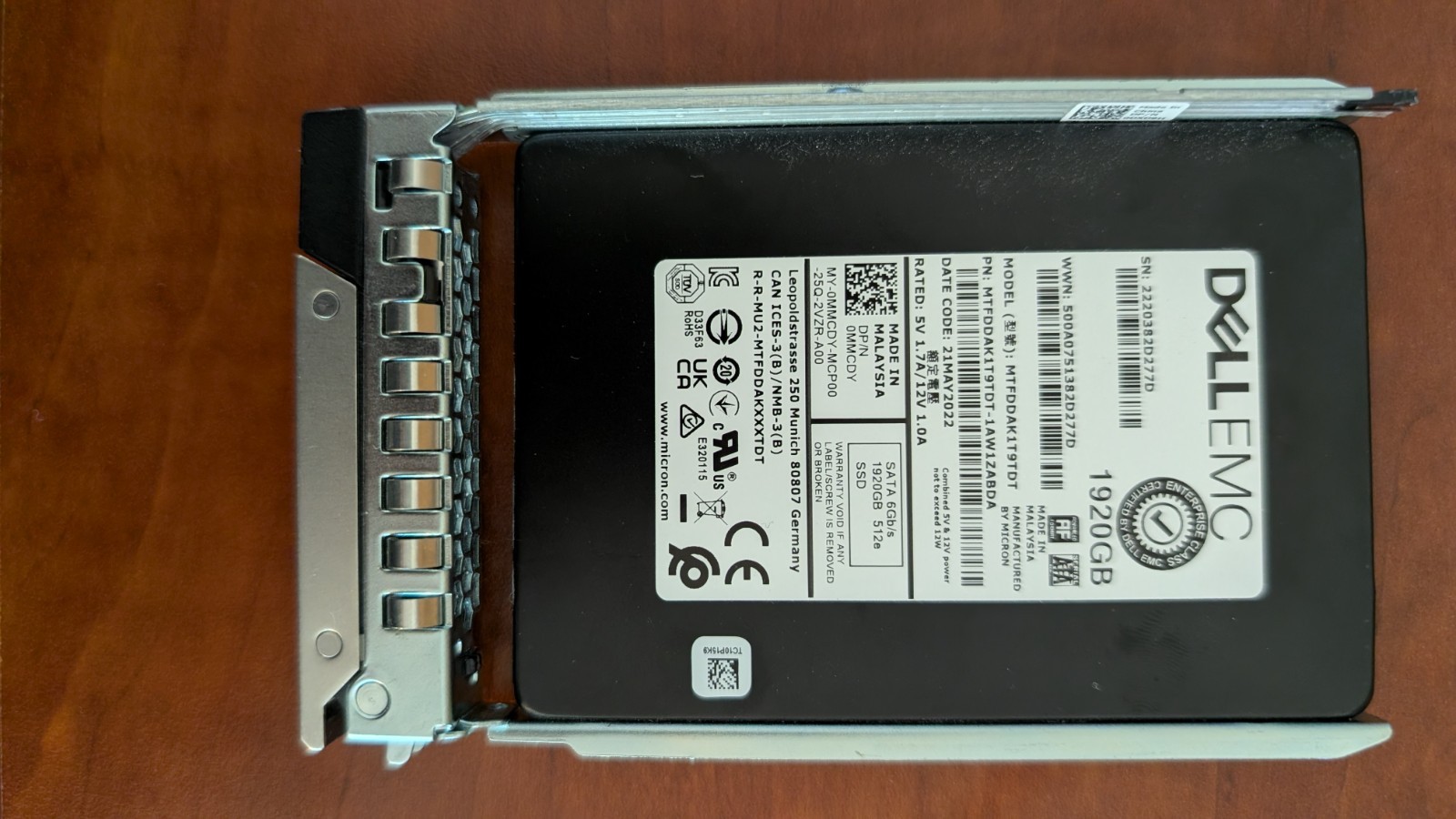 Dell 1.92TB SATA 6Gbps 2.5 inch SSD Micron 5300 Max MTFDDAK1T9TDT-1AW1ZABDA