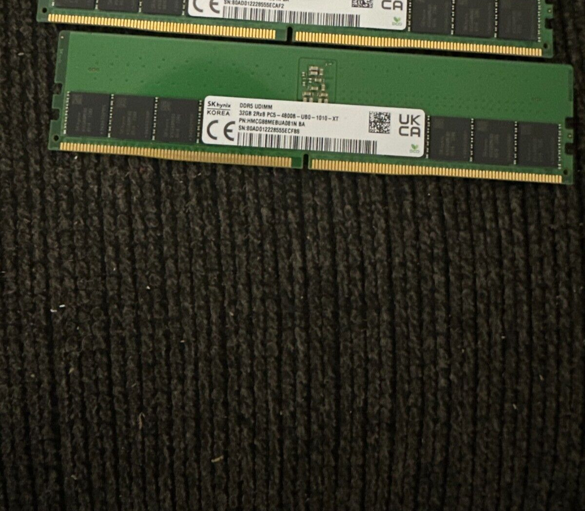 32GB PC5-4800B  DDR5 4800Mhz UDIMM  2RX8 Hynix HMCG88MEBUA081N