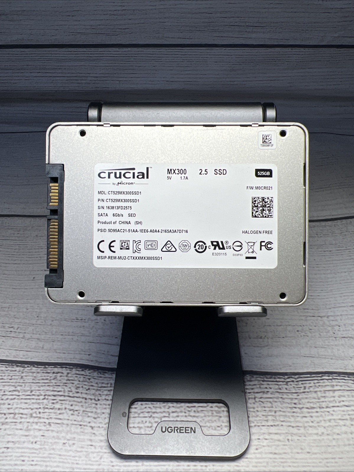 Crucial MX300 CT525MX300SSD1 525GB 2.5" SATA Solid State Drive