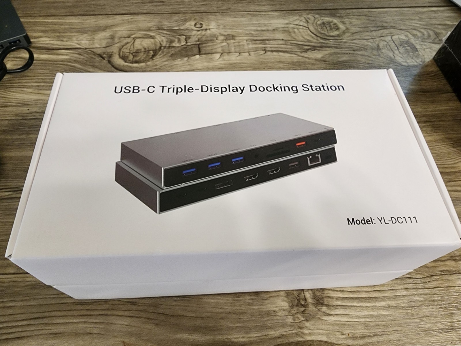 USB-C Triple Display Docking Station Model YL-DC111