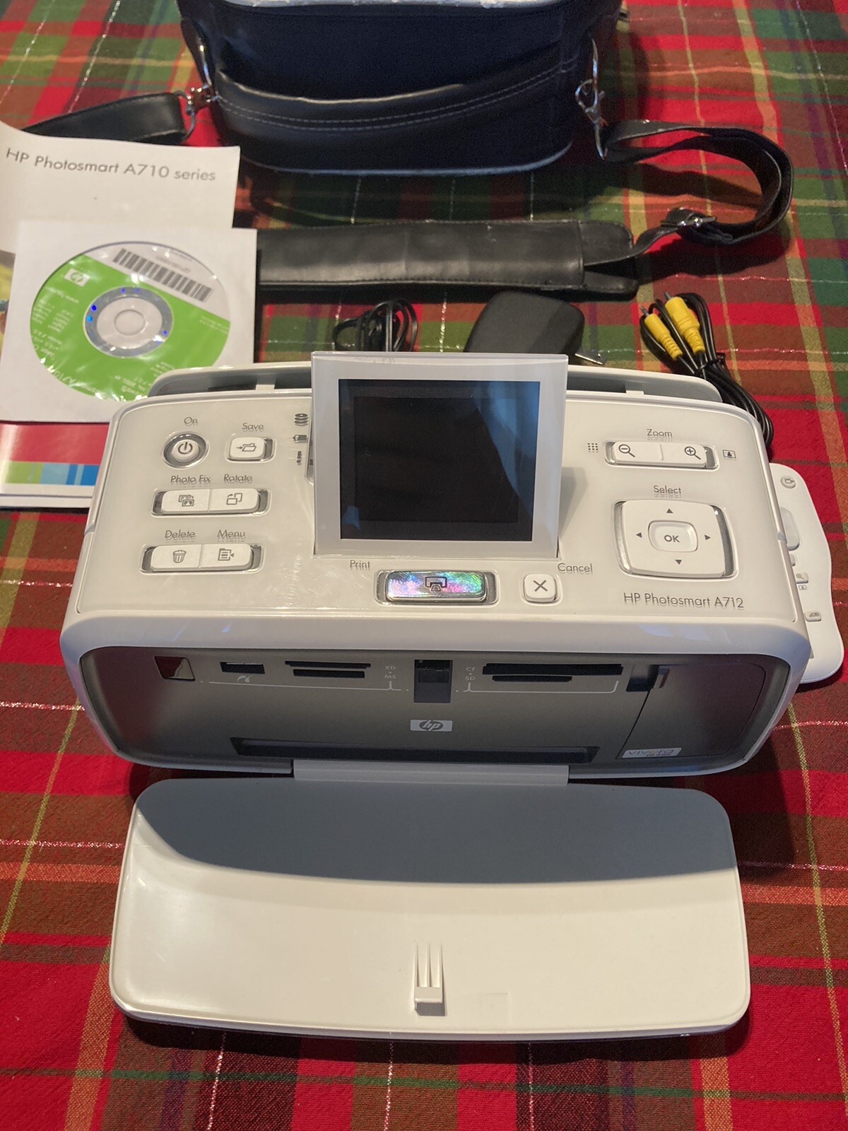 HP PhotoSmart A712 Digital Photo Inkjet Printer