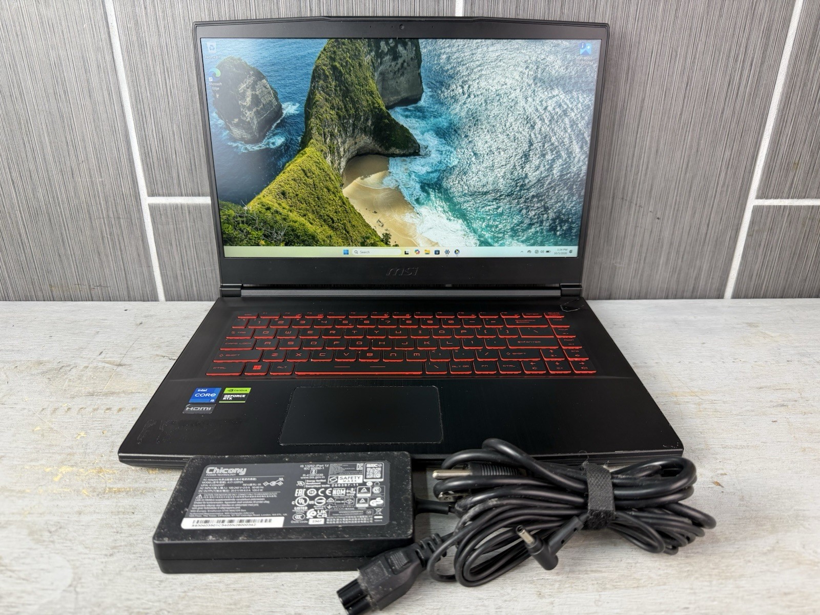 MSI GF63 Thin 11UC Intel i5-11400H 32GB RAM GeForce RTX3050 4TB SSD w/Charger.