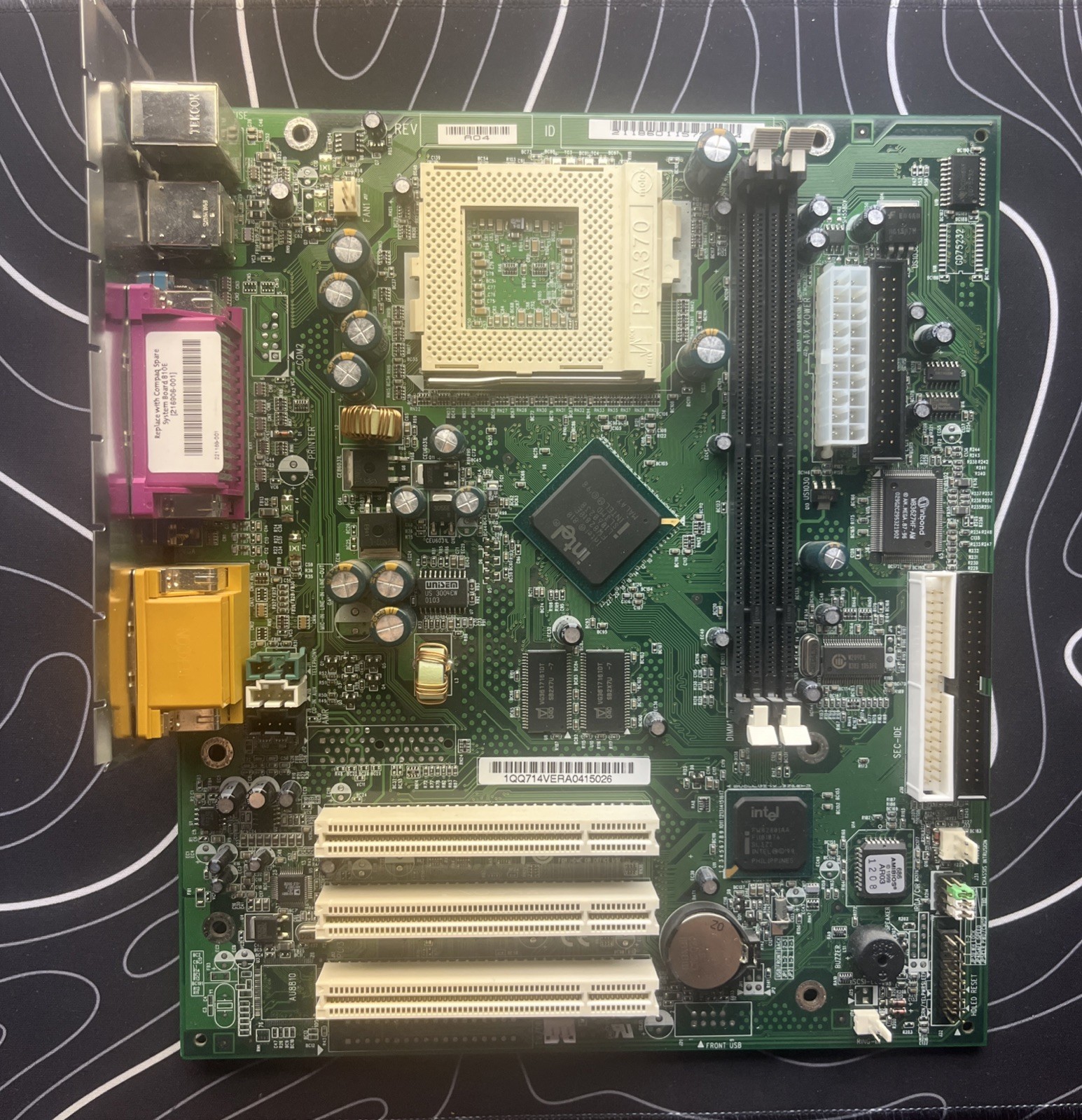 Vintage Compaq Motherboard With I/O Shield | uATX | Socket PGA 370 | DDR