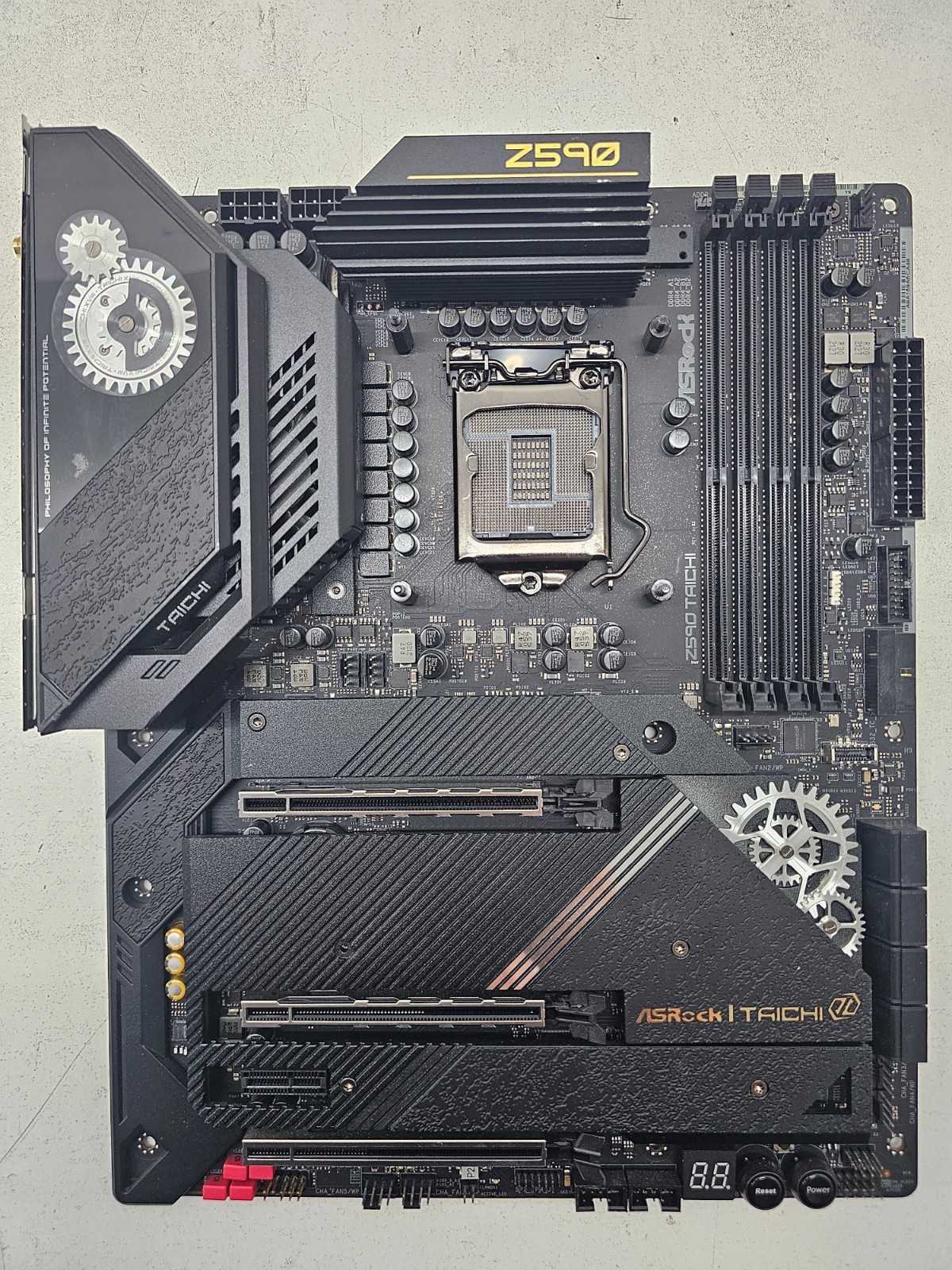 ASRock Z590 TAICHI LGA 1200 Intel ATX DDR4 Motherboard (FL)