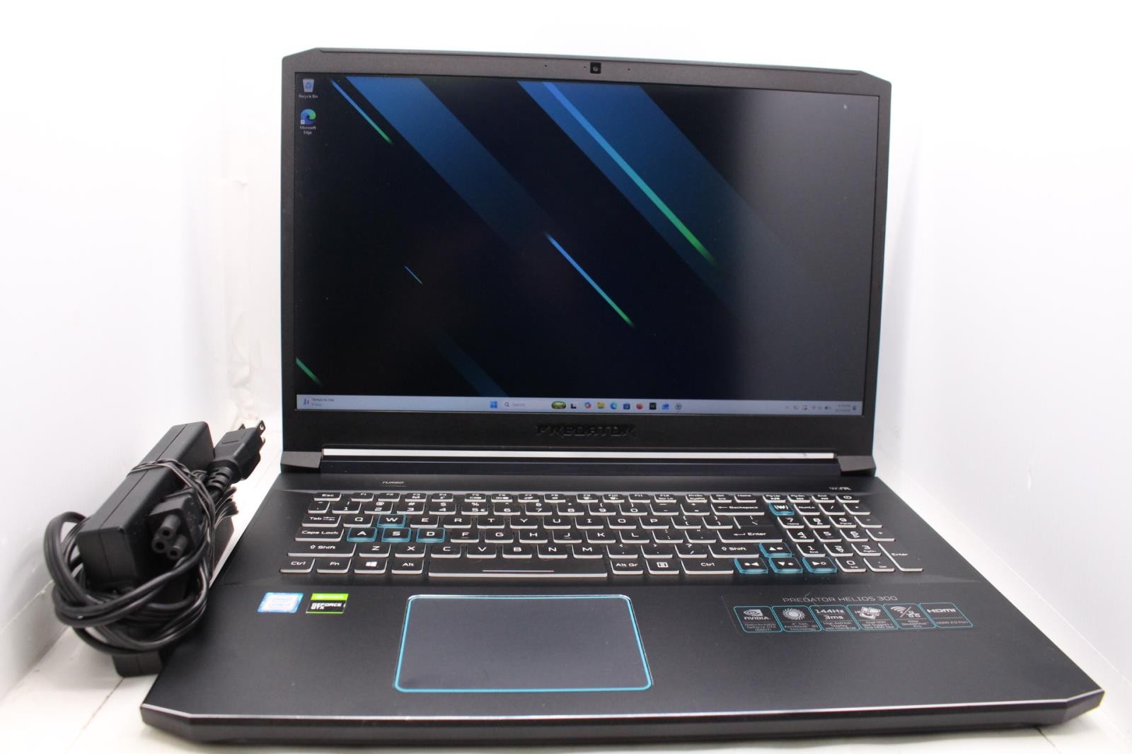 Acer Predator Helios 300 17.3" i7-9750H 32GB 512GB GTX 1660 Ti Gaming Laptop