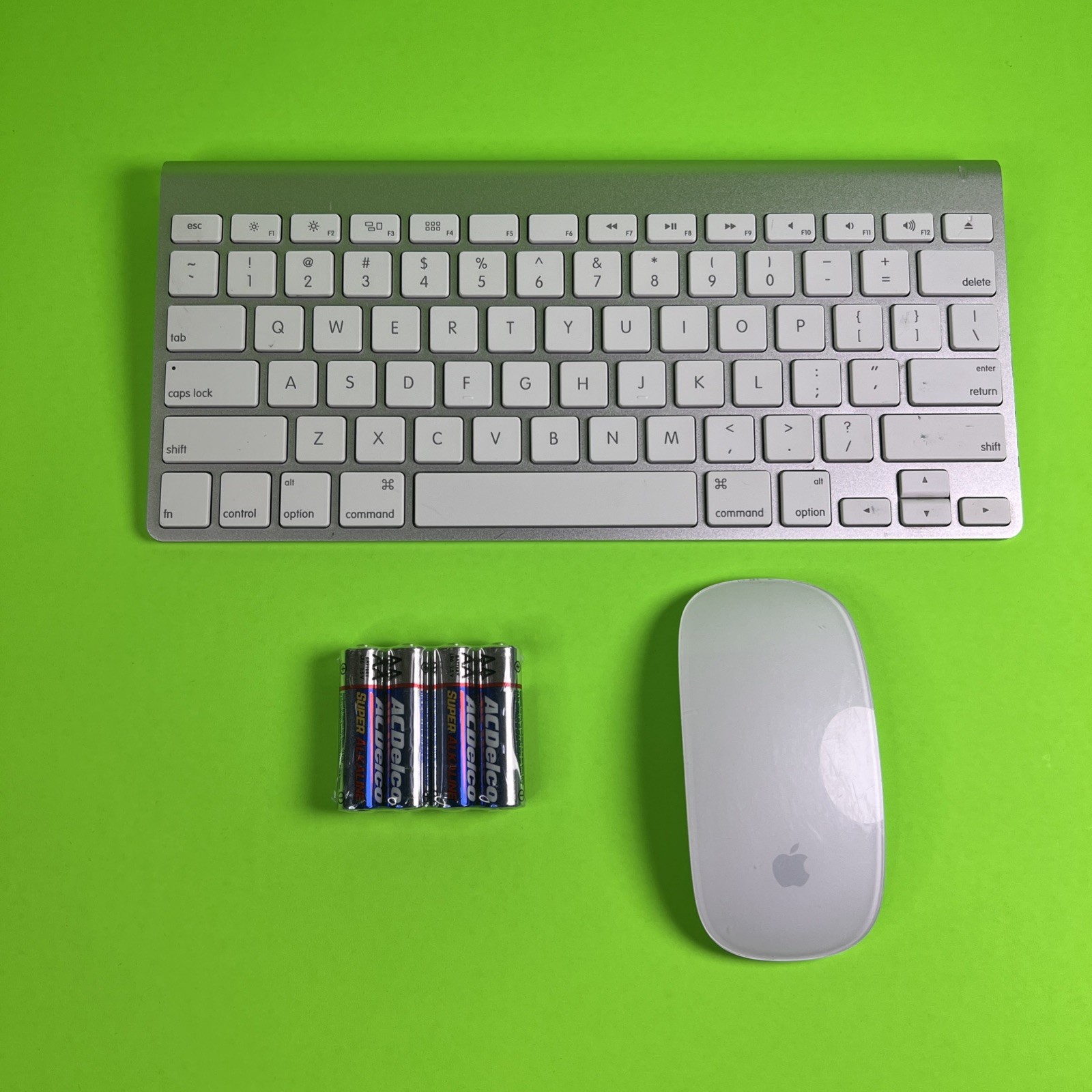 Genuine Apple A1314 Keyboard & A1296 Apple Mouse Bluetooth - SAME DAY - WARRANTY