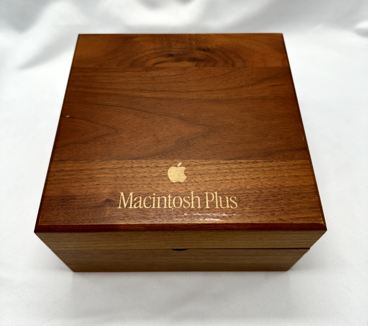 VINTAGE 1980s Apple Macintosh Plus Wooden Floppy Disk Box - Storage Case