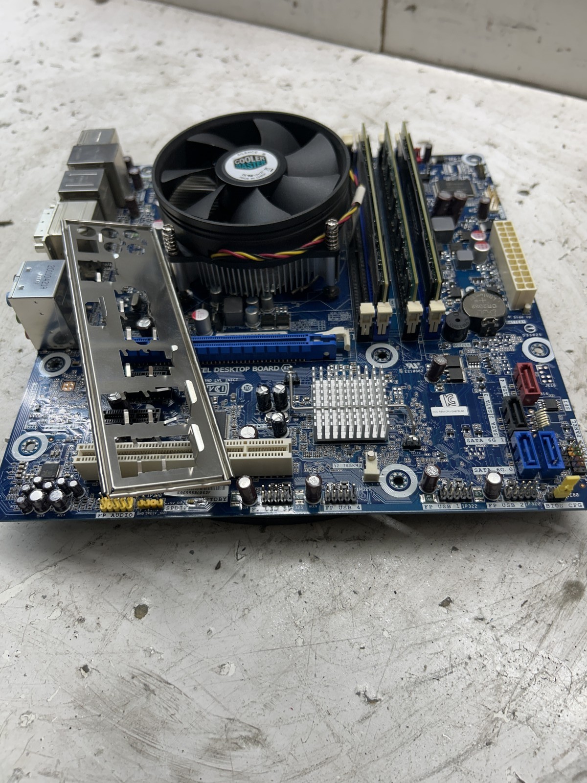 Intel DH67BL Motherboard w/ Intel Core i5-2500K 3.30GHz 20GB