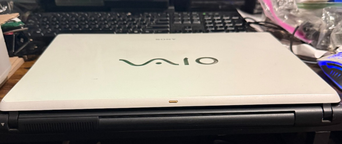 Sony VAIO PCG-7V1L INTEL CENTRIO DUO 2GB RAM 2GB HDD 1.5GB Windows 7, READ