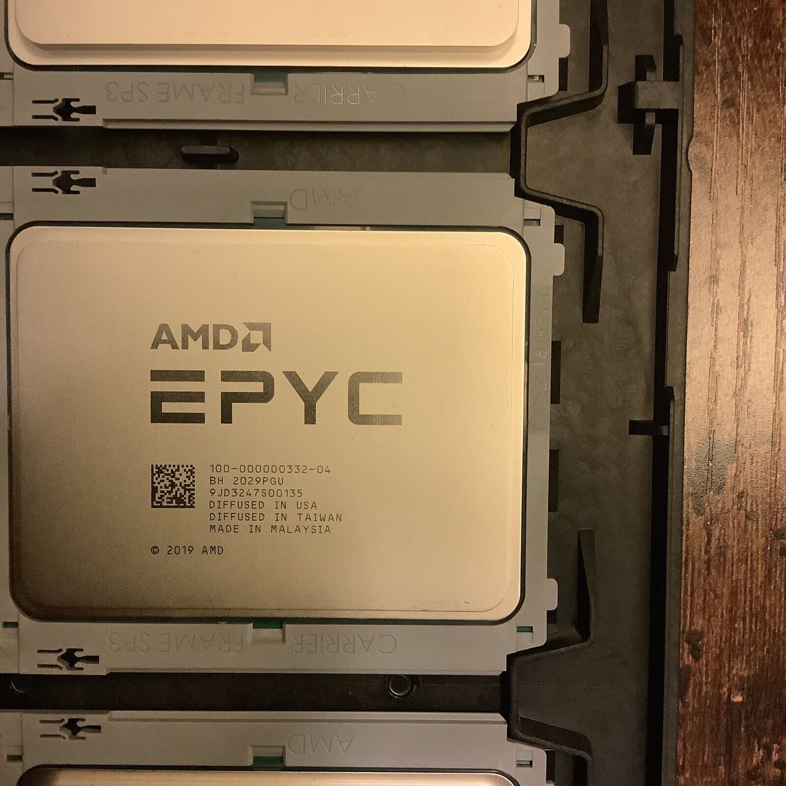 AMD EPYC 64 CORE PROCESSOR CPU 100-000000332-04