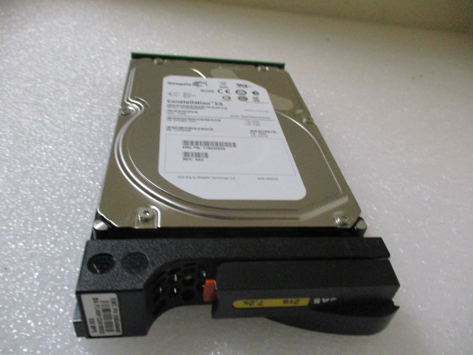  EMC 005050143 2TB 7.2K 3.5" 6GBps SAS HDD V2-PS07-020 for VNXe1600 VNXe3200