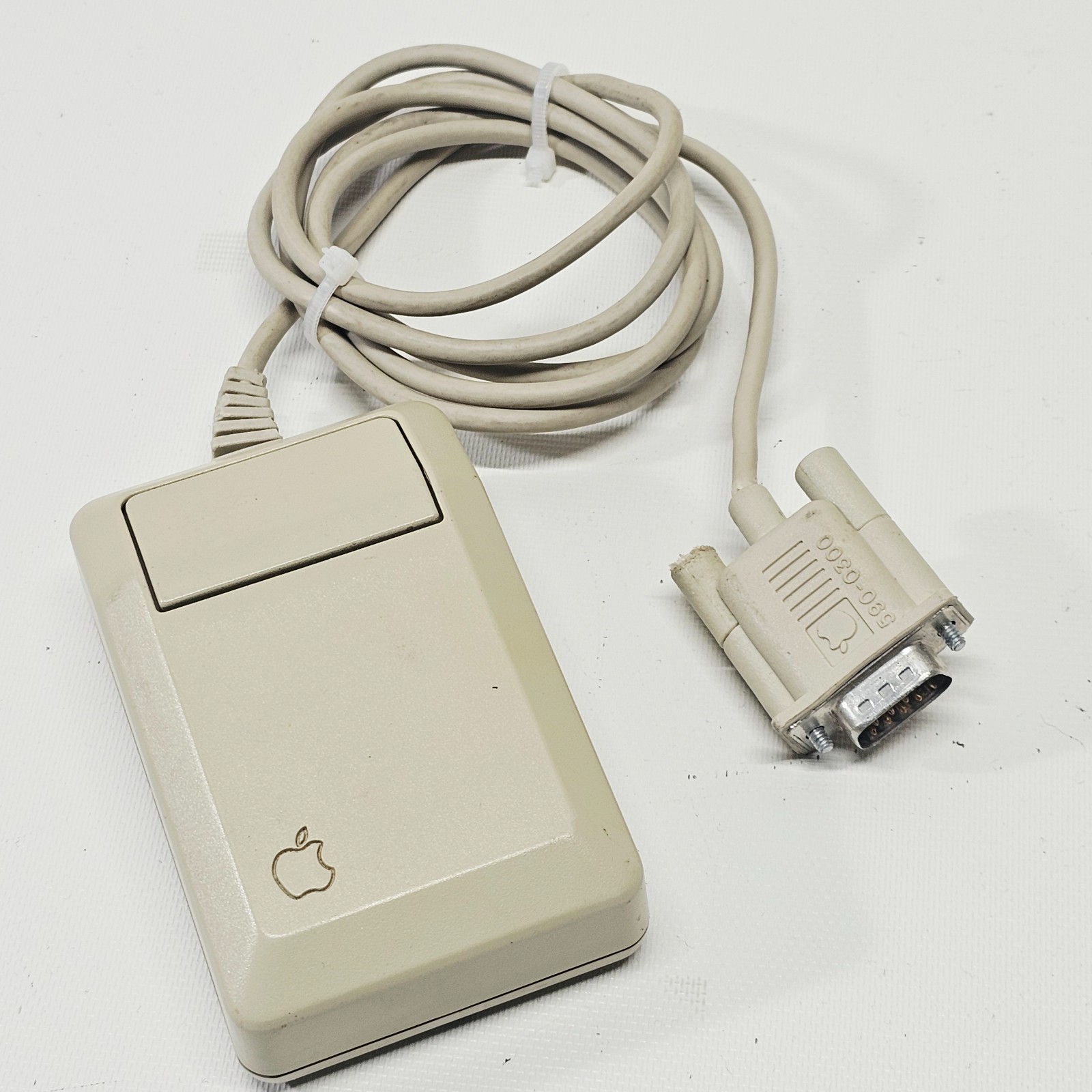 Apple Mouse IIc Vintage for IIc Desktop Macintosh Mac Model# A2M4015 UNTESTED