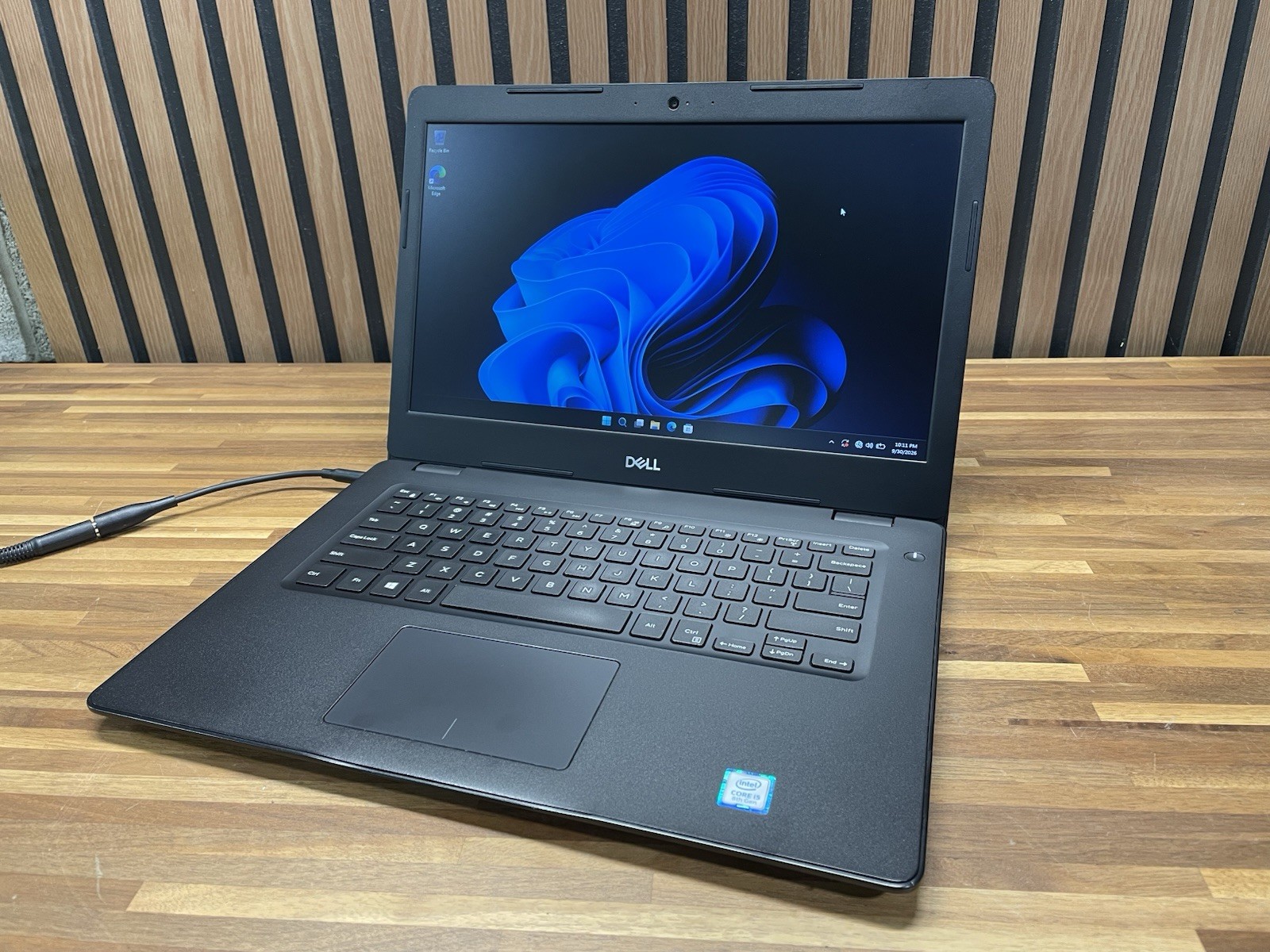 Dell Latitude 3490 i5-8250U 8GB 128GB SSD Windows 11 Pro Laptop