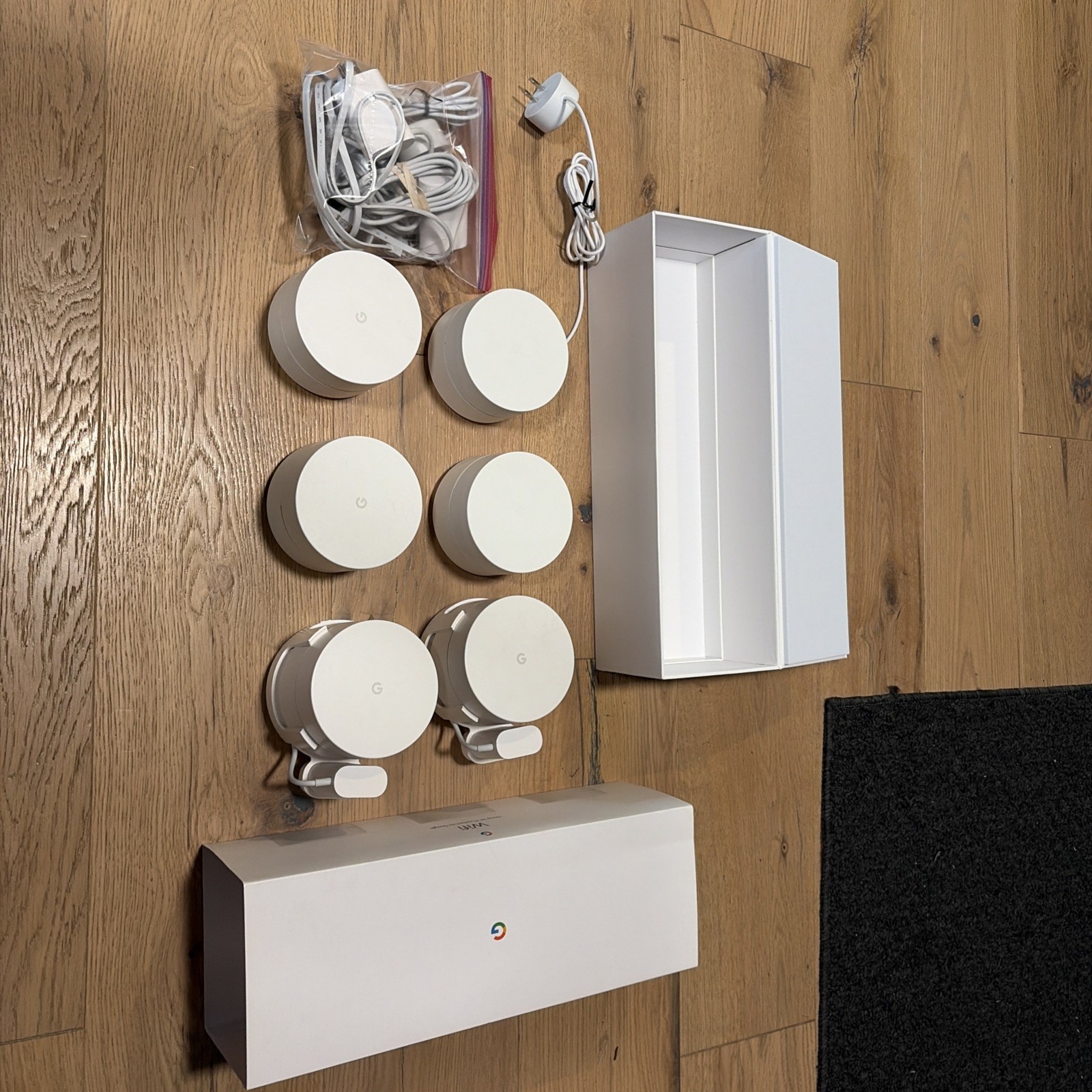 Google Wifi AC-1304 Wireless Mesh Router - 6 Pack  White with Power Cords