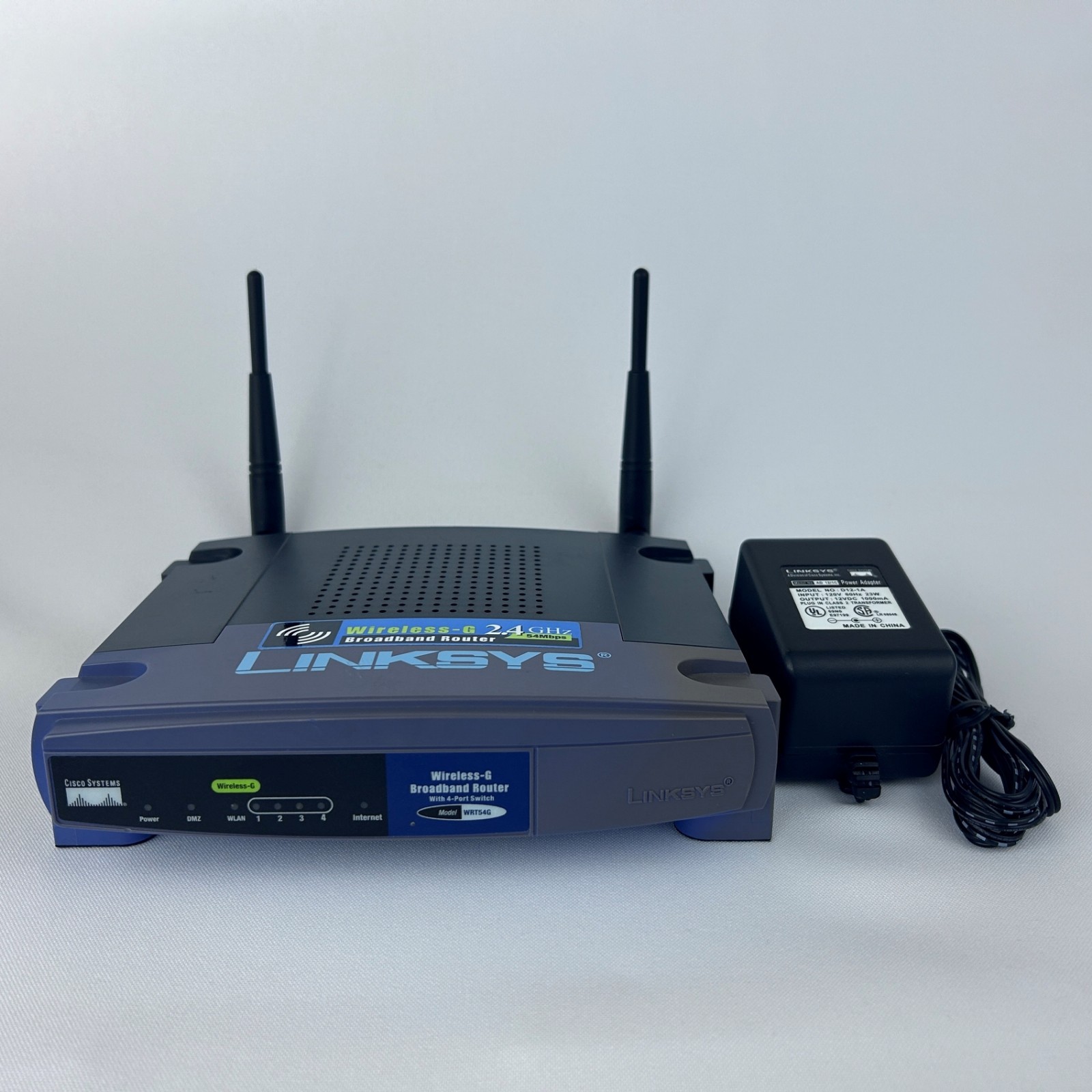 Linksys Wireless-G Broadband Router 2.4GHz 54 Mbps 802.11g WRT54G 4 Port Switch