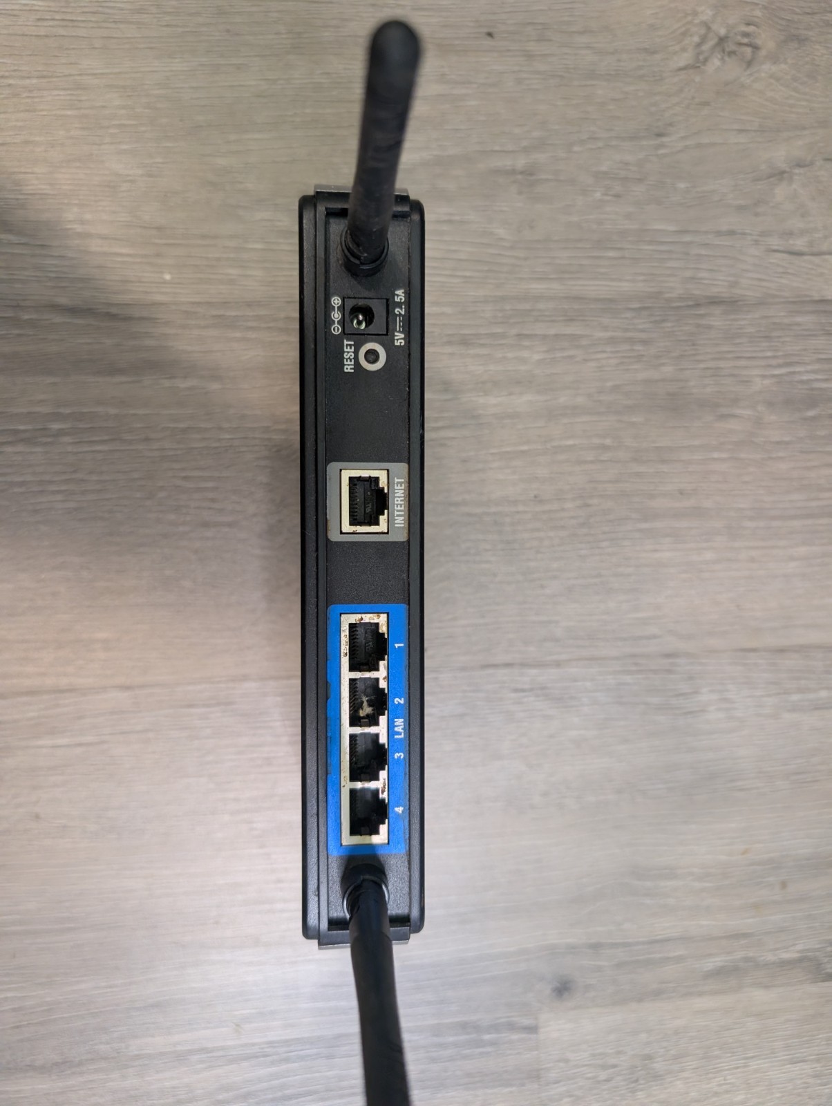D-Link DIR-615 Wireless N Router Rev C1 4-Port 10/100 WiFi