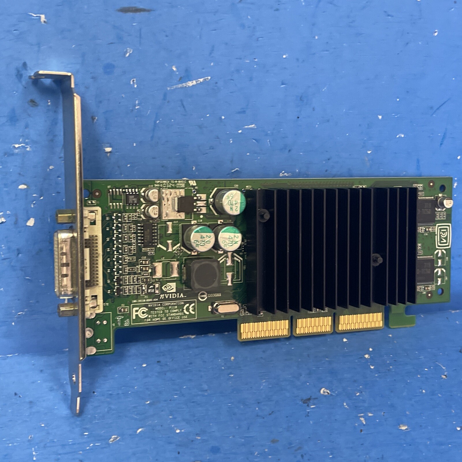 Dell Nvidia P118 N11071 Video Card G0170 AGP DVI