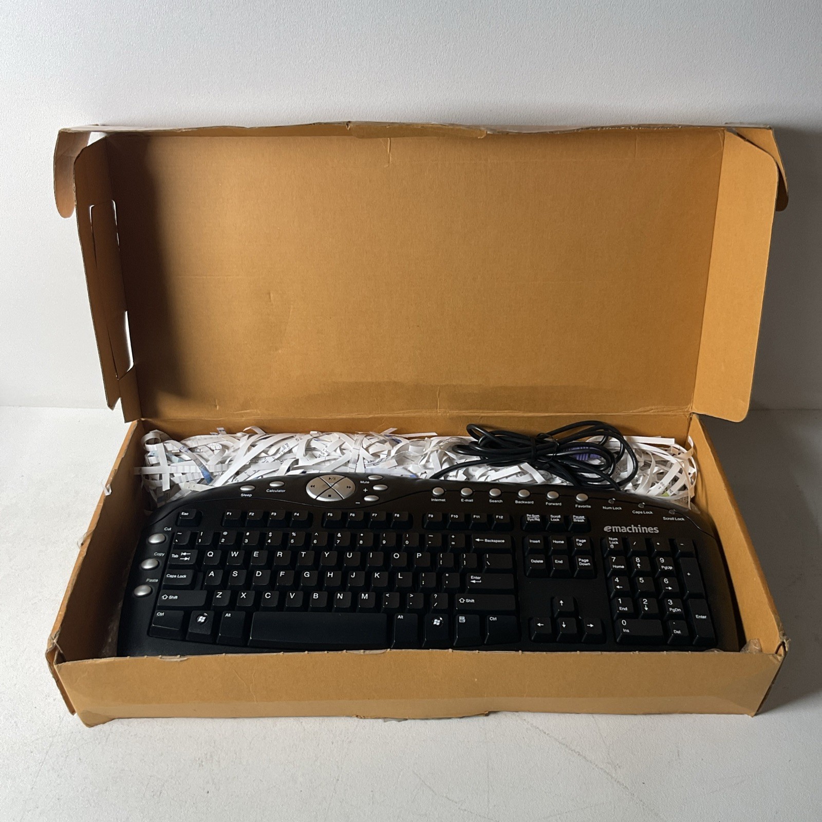 Vintage eMachines KB-0108 Multi-media PS/2 Wired Computer Keyboard Not Tested