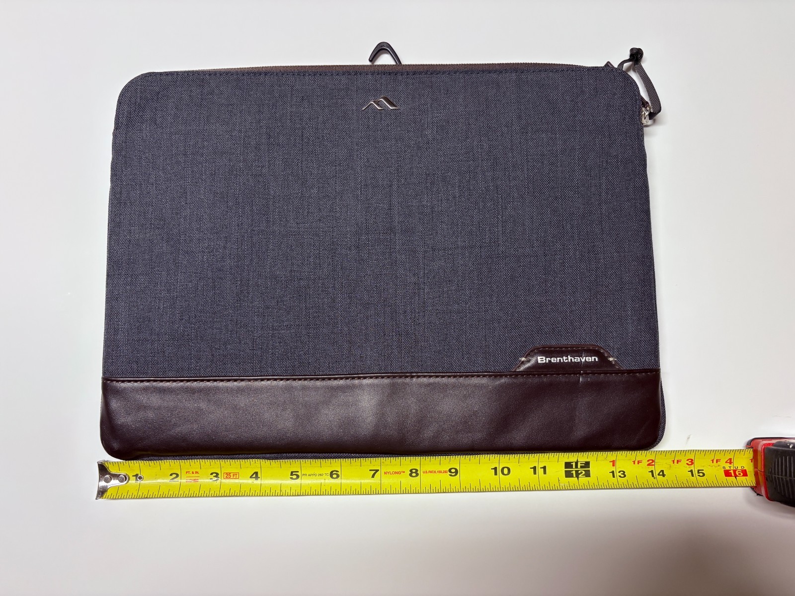 Brenthaven Collins Collection Small Sleeve Laptop Case