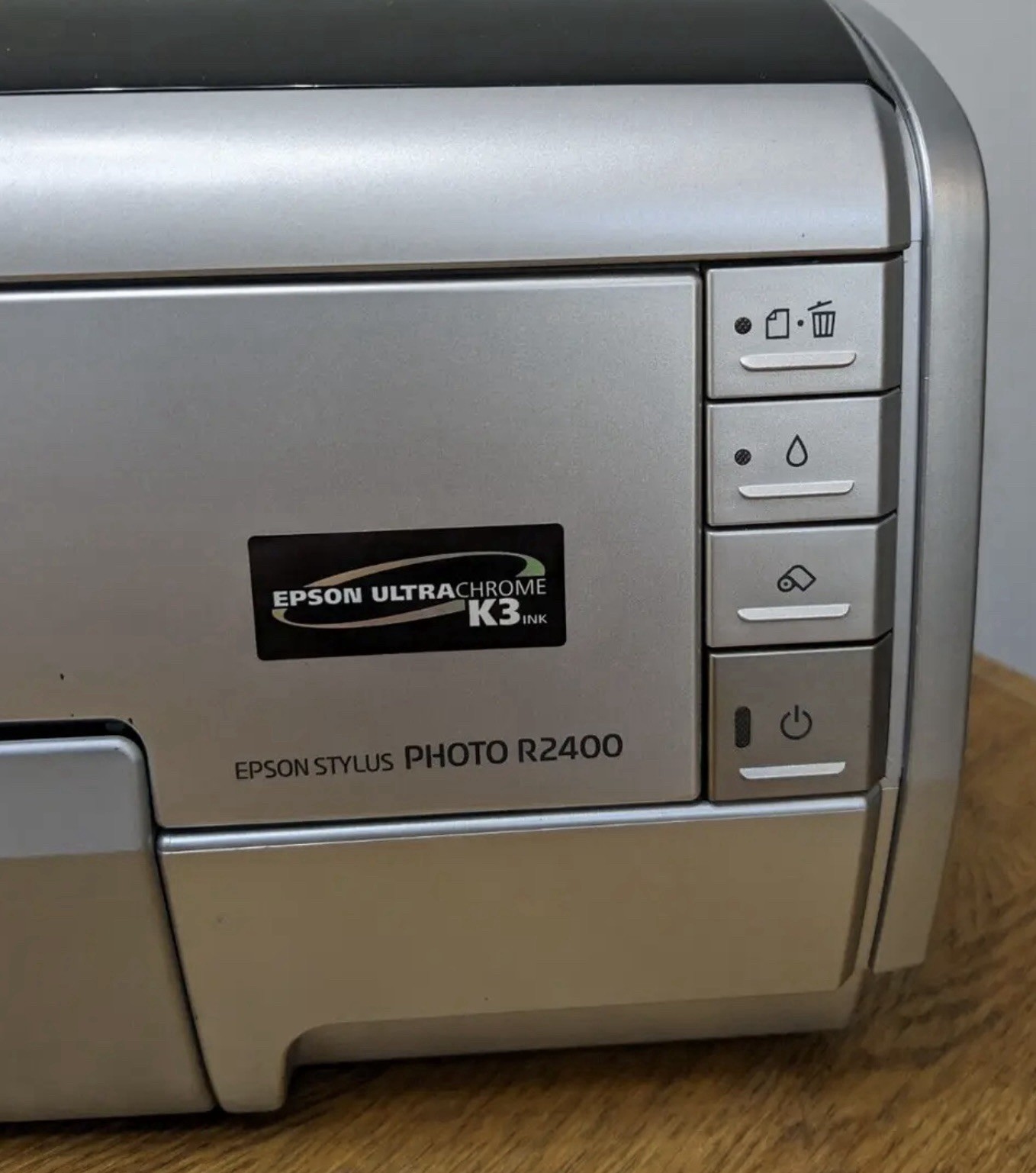Epson Stylus Pro 9400 Color Inkjet Printer with Power Cord Excellent Condition