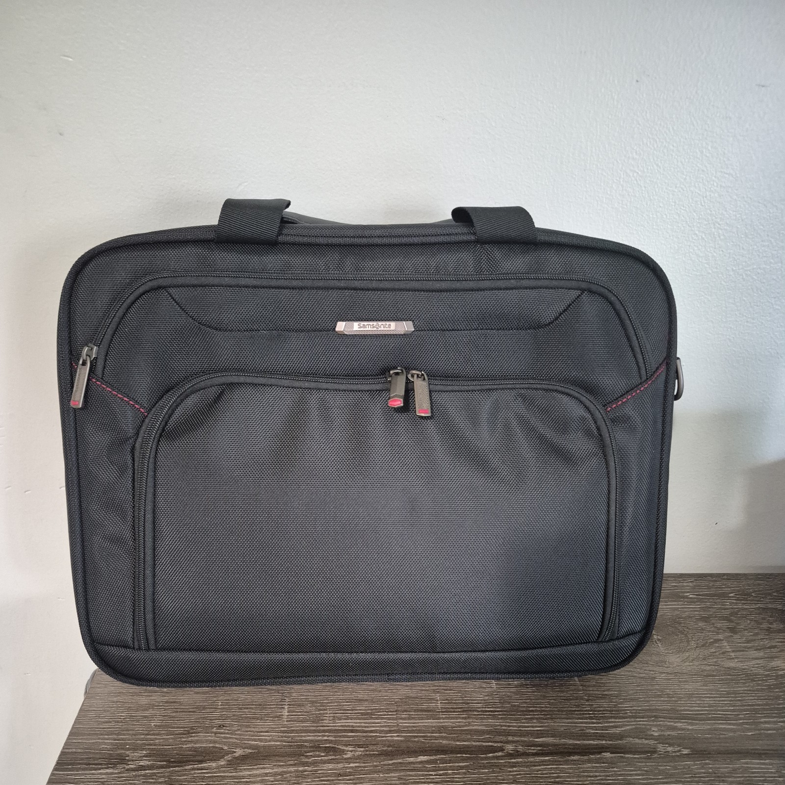 Samsonite Xenon 3.0 Gusset Check-Point Friendly Tech Locker Briefcase Bag READ
