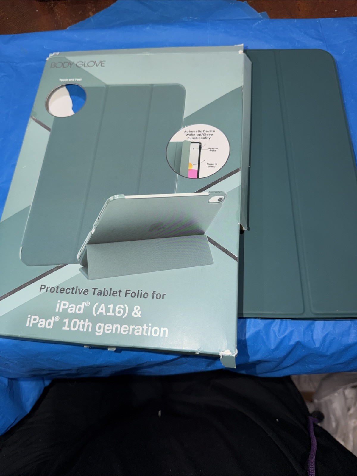 Body Glove Protective Tablet Folio Case for iPad A16 iPad 10th Sage Green
