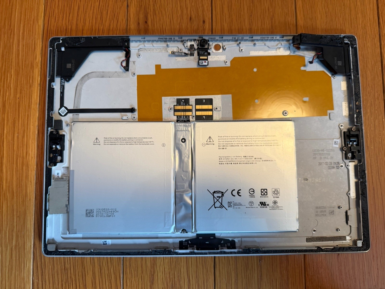 X939379 OEM MICROSOFT BACK COVER HOUSING W-BATTERY SURFACE PRO 4 1724 SPEAKERS