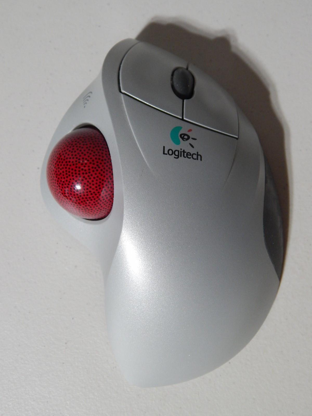 Logitech Cordless TrackMan Wheel T-RA18 Wireless Trackball Mouse USB Ergonomic