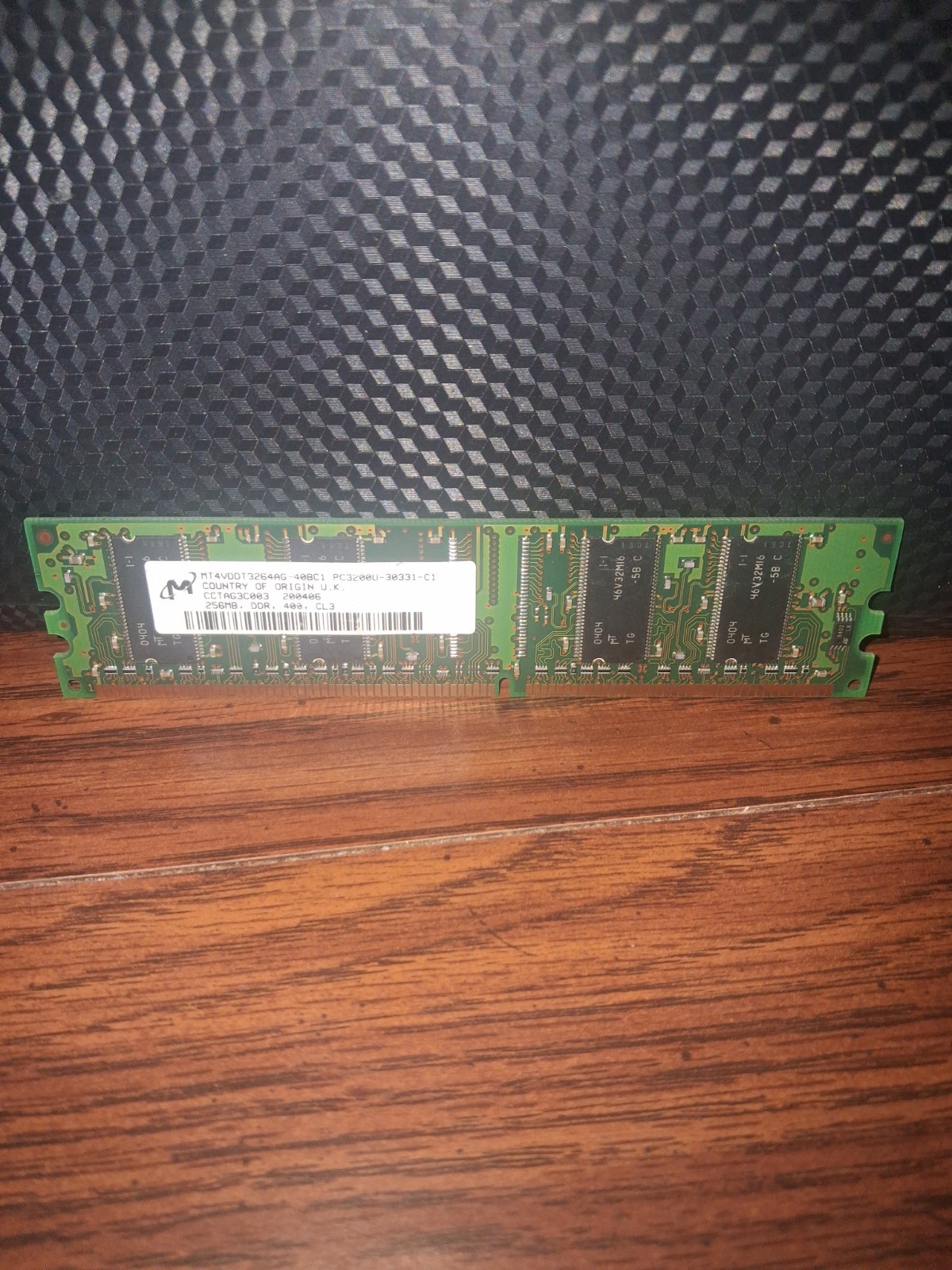 MT4VDDT3264AG 40BC1 PC3200U-30331-C1 CCTAG3C003 200406 256MB