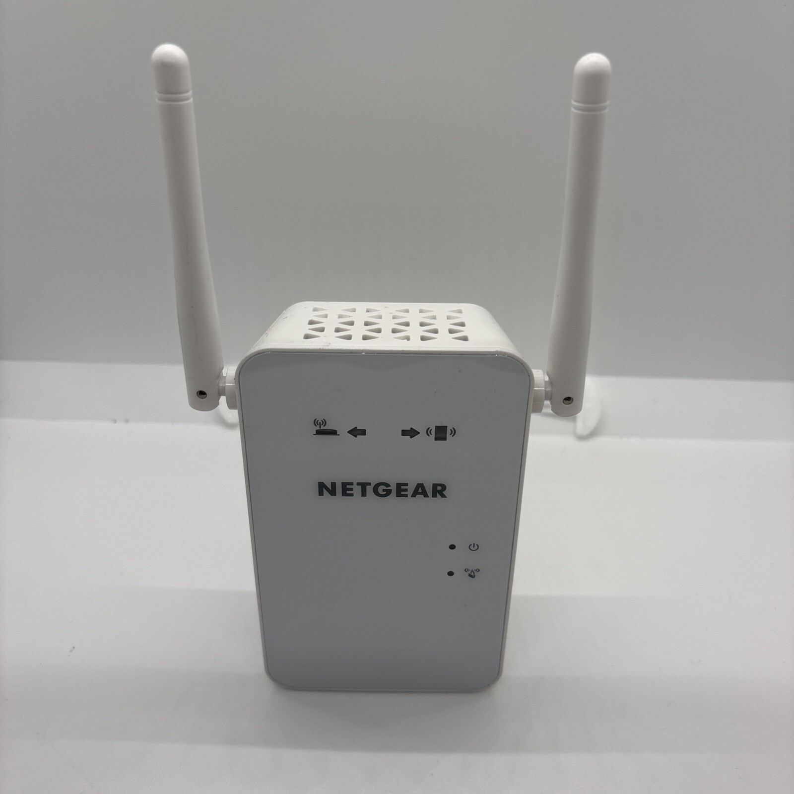 NETGEAR EX6100 IEEE 802.11ac 450Mbps Wireless Range Extender