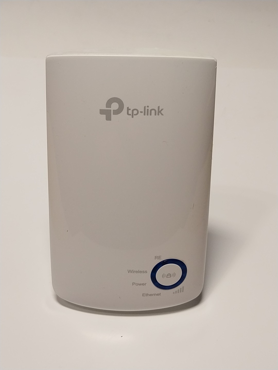 TP-LINK TL-WA850R 300MBPS Wi-Fi Range Extender Used - In Perfect Condition