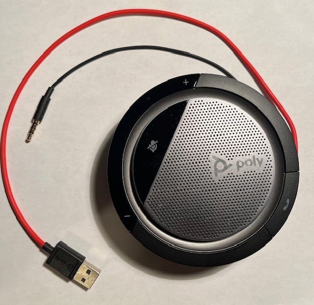 Poly model P5200 wired portable speaker. Similar as Plantronics, Calisto and PLT