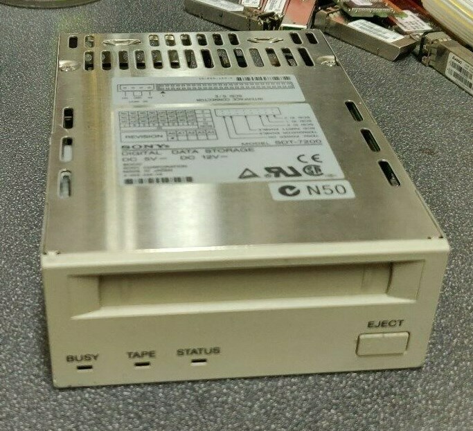 Sony SDT-7200 4GB/8GB 4MM DAT / DDS-2 3.5" Internal Tape Drive 