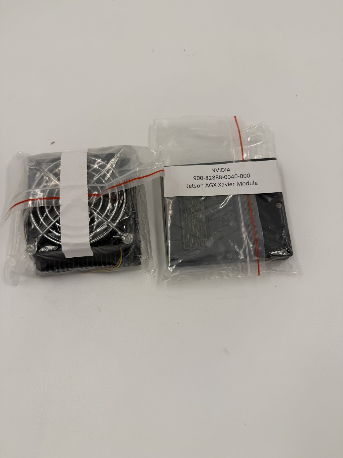 NVIDIA Jetson AGX Xavier 900-82888-0040-000 with fan