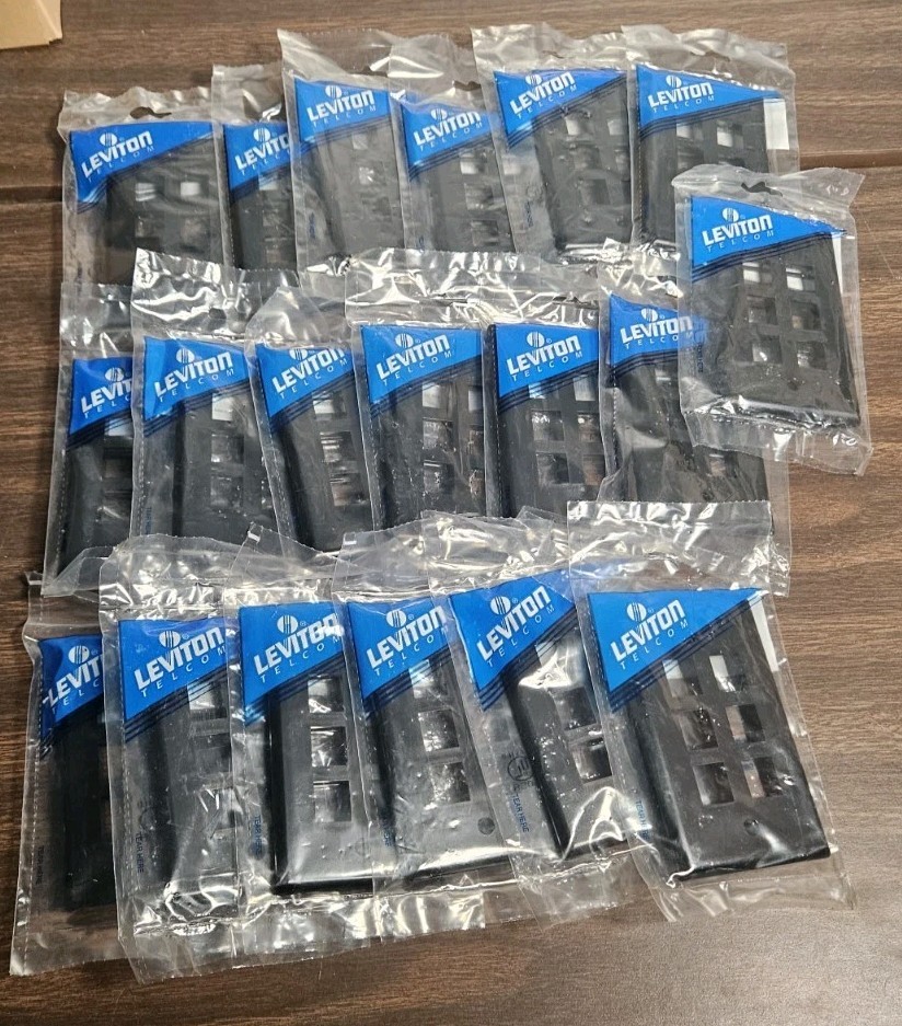 Lot Of 19 Leviton Standard Size 6-Port Wallplate, Black 078477794814  New 