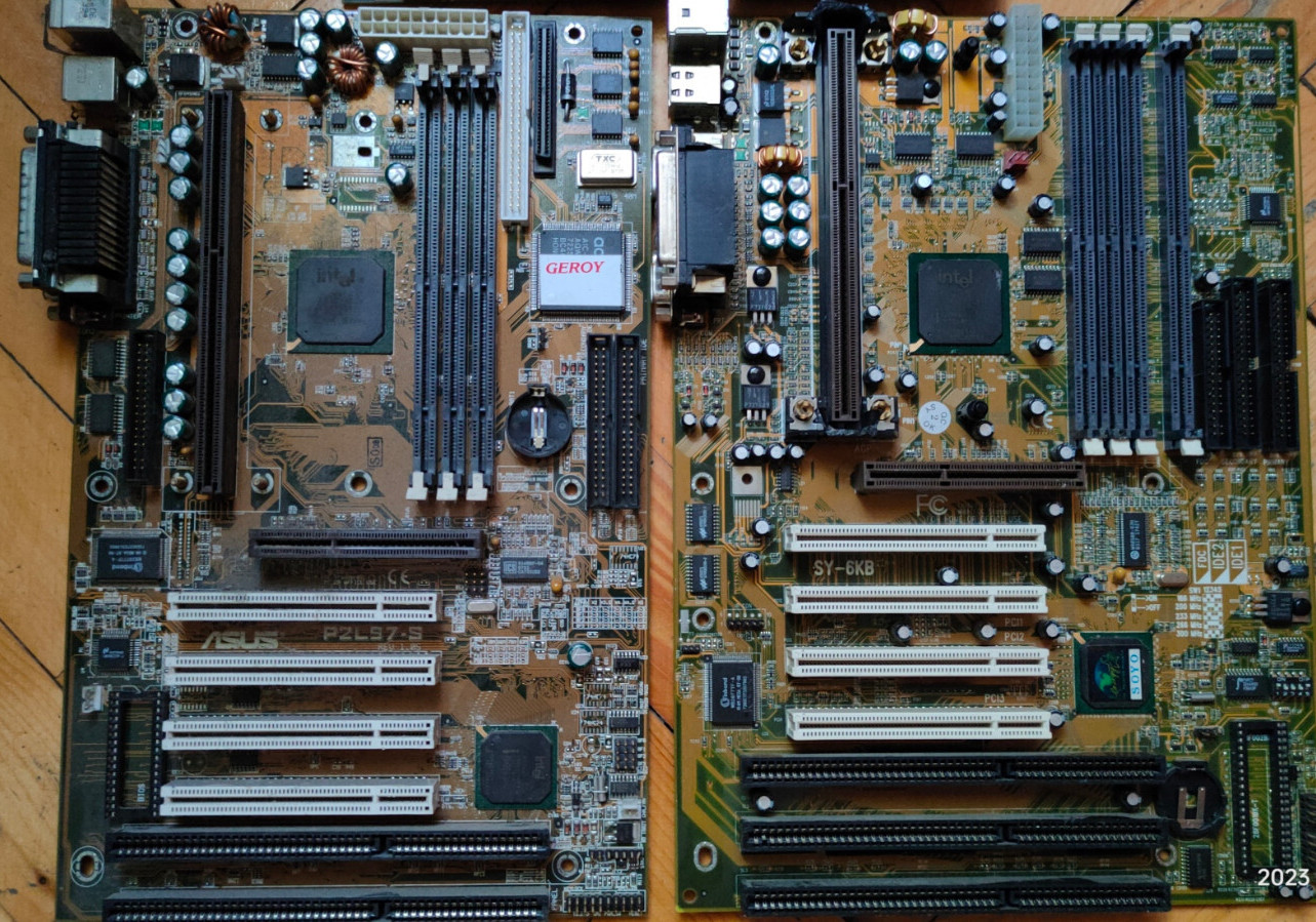 *Restoration LOT *AS IS* For x2 Slot 1 ASUS - SOYO Motherboards