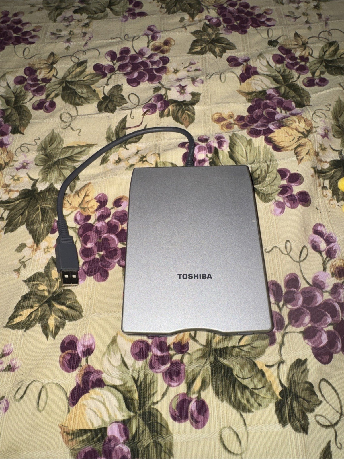 Toshiba USB 3.5" Floppy Disk Drive PA3043U-1FDD