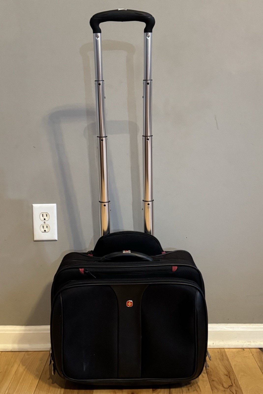 Wenger The Patriot Wheeled Business Case